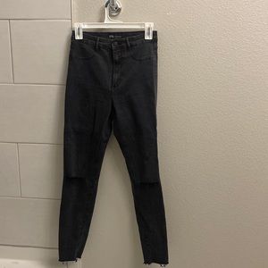 Zara Black skinny jeans with rips size 6